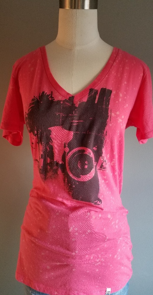 Roxy V-Neck Tee